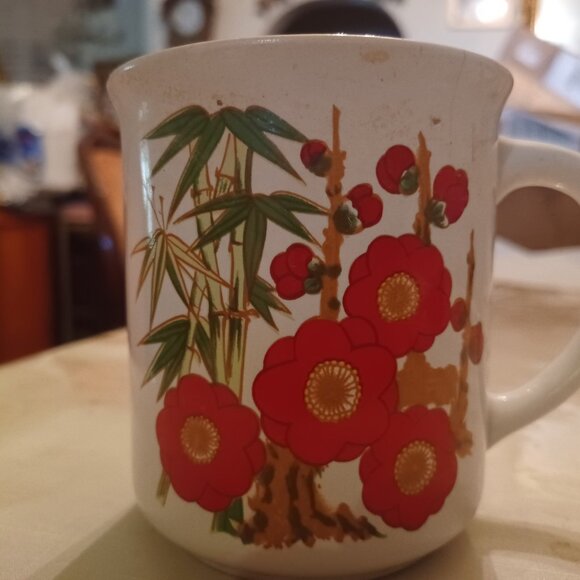 Vintage Coffee Mug Red Poppies - Picture 1 of 4